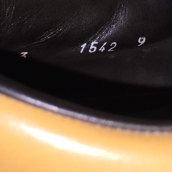 Prada Men’s Leather Shoes - Picture 8 of 8